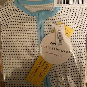 Little sleepies zippy blue trim dots